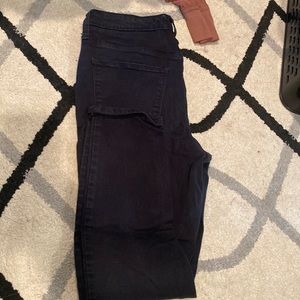 Black skinny jeans